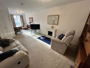 Photo 9- click for photo gallery